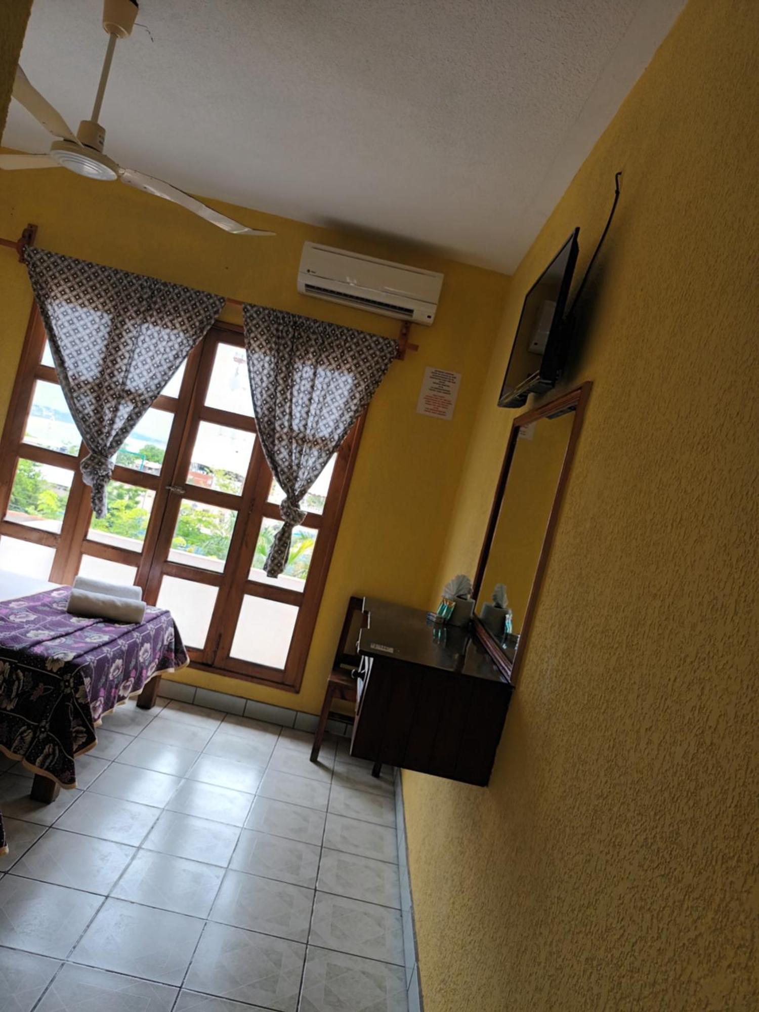 Hotel Casa Juanita بويرتو إسكونديدو المظهر الخارجي الصورة