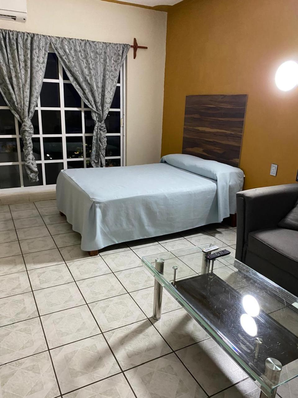 Hotel Casa Juanita بويرتو إسكونديدو المظهر الخارجي الصورة